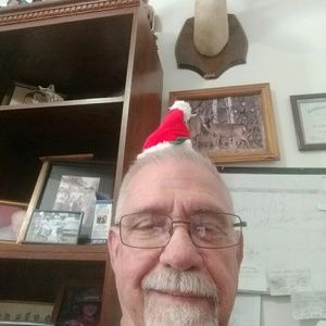 Meet your Posher, Larry